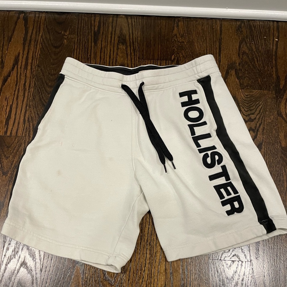 Hollister White shorts
